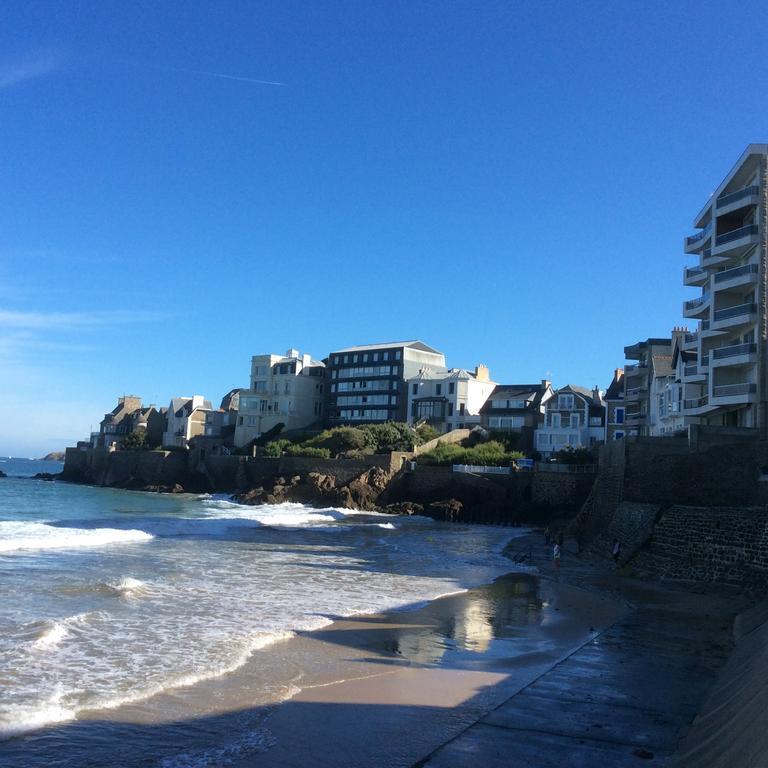 Bel Horizon, Au Pied De La Du Sillon *